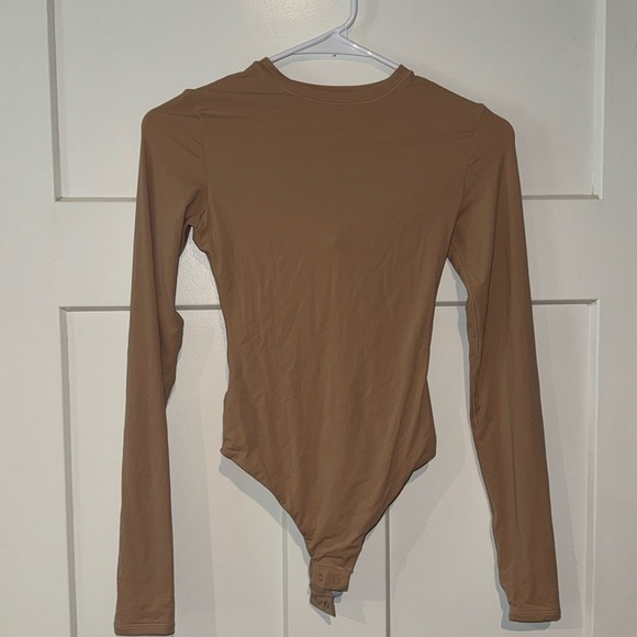 Skims nude bodysuit - Picture 1 of 6
